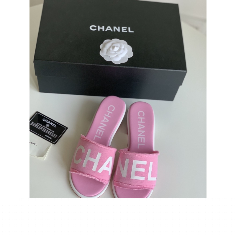 Ch*el slippers